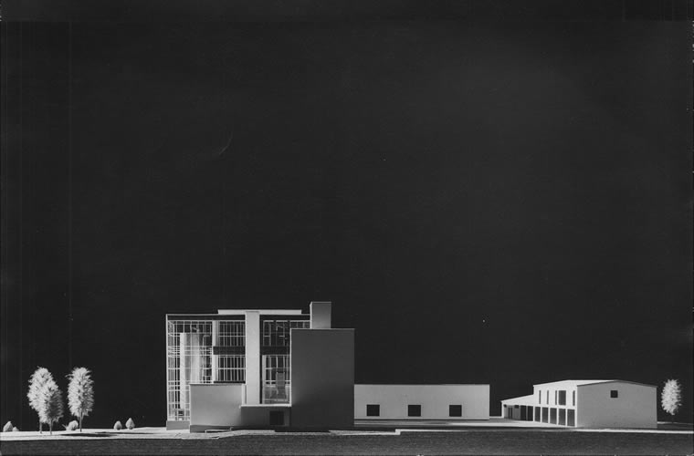 ESTUDIO ALAS Y CASARIEGO (EAC)